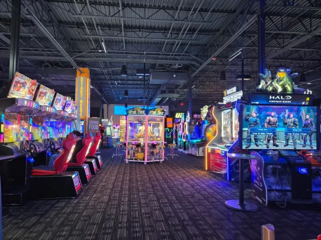 Dave & Buster's - Moosic, PA photo 1