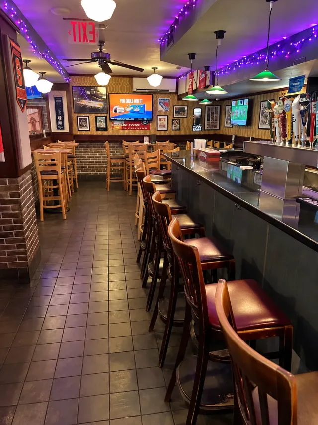 OBriens Bar & Grill photo 1
