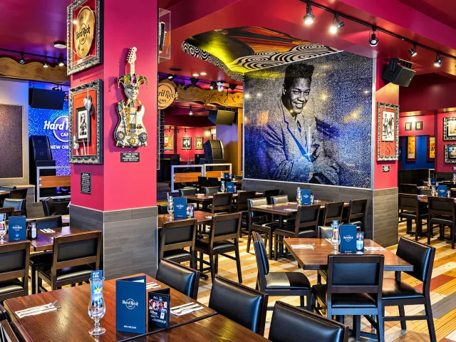 Hard Rock Cafe: New Orleans photo 2