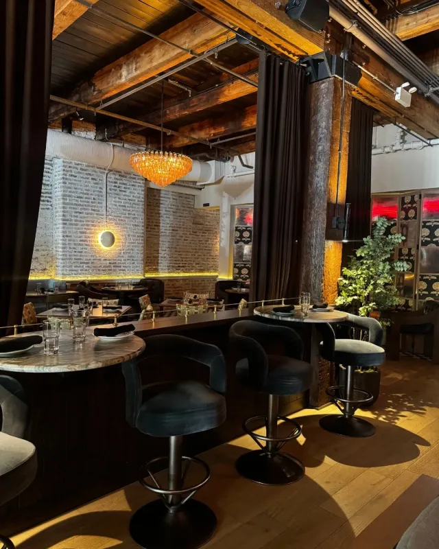 The Bar & High-Top Area at Ila's Chicago