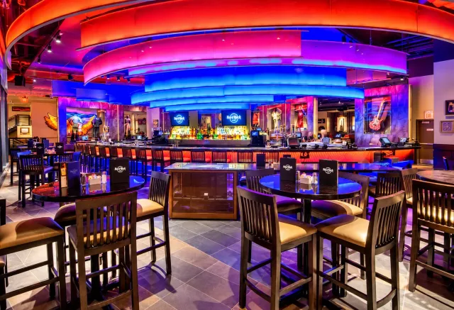 Oval Bar at Hard Rock Cafe: Las Vegas