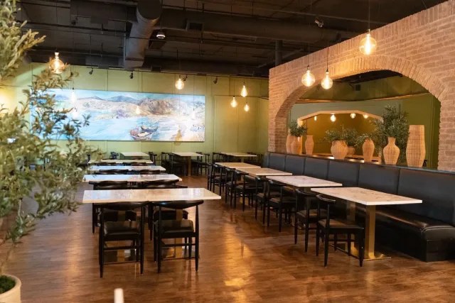 Main Dining Room at Auburn Taverna