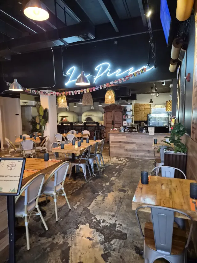 La Pizza 1789 photo 1