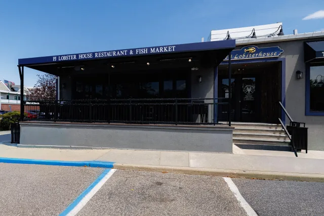 Outdoor Deck at PJ Lobster House