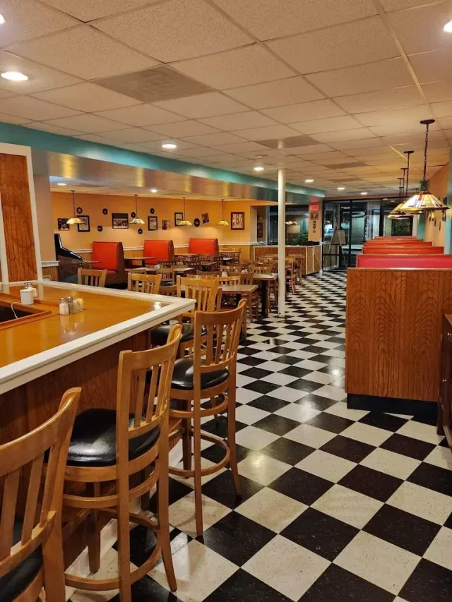 The Flashback Grill & Diner photo 2