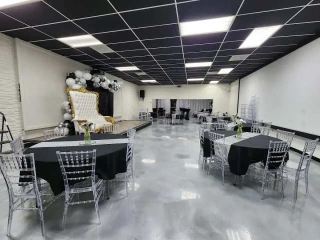 REIGN The Venue photo 2