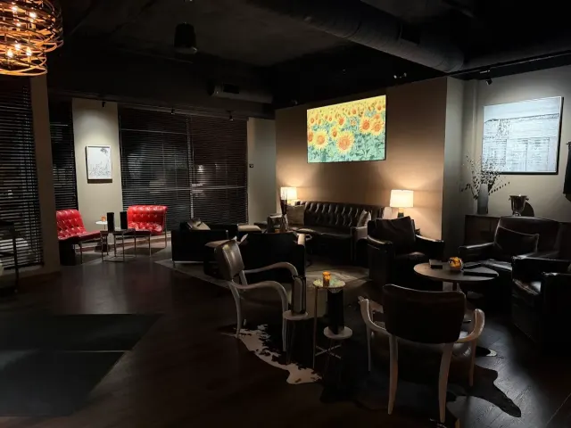 Social Bar & Lounge photo 1