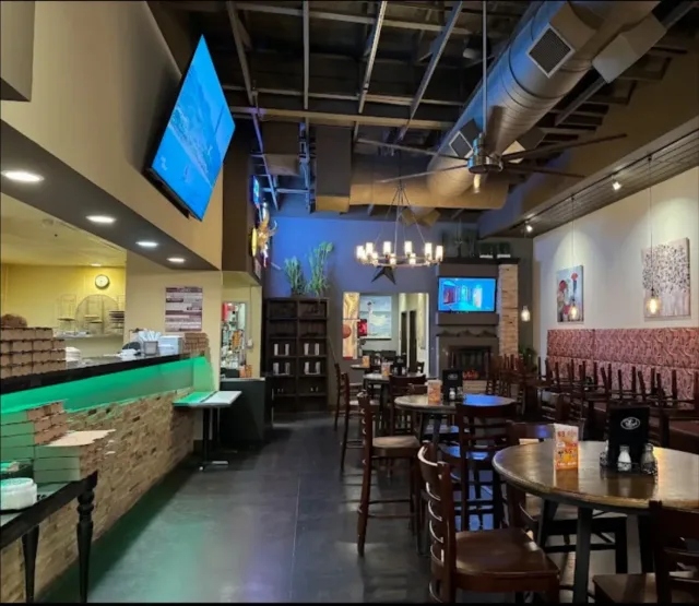 Palios Pizza Cafe photo 2