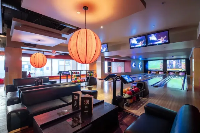 810 Entertainment - Houston photo 1