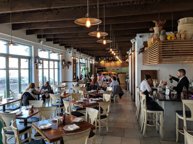 Agora Taverna, Forest Hills