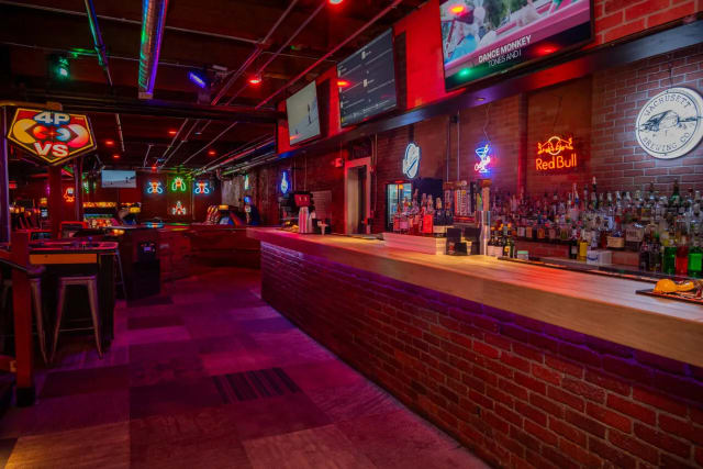 Freeplay Bar Arcade – Worcester photo 1