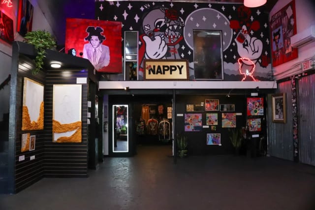 RichesArt Gallery photo 2
