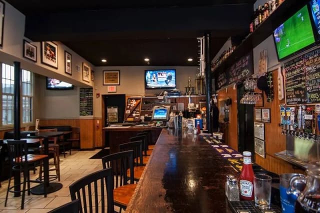 SmokeHouse Tailgate Grill photo 4
