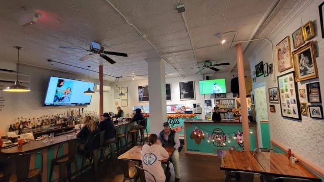 Wally's Wieners & the Copper Club photo 2