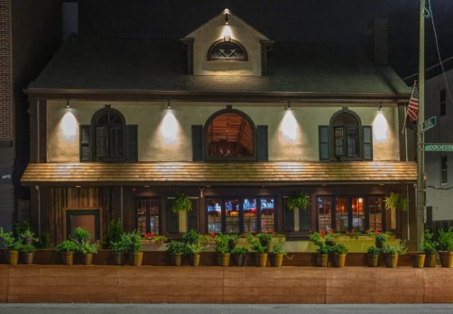 Hunter’s Kitchen and Bar photo 1