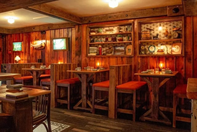 Hunter’s Kitchen and Bar photo 2