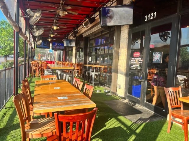 Lavaca Street Bar – South Lamar photo 2