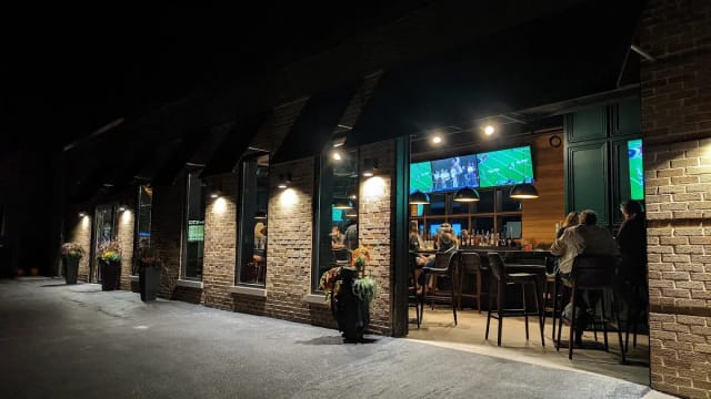 The Shack Indoor Golf Club photo 2