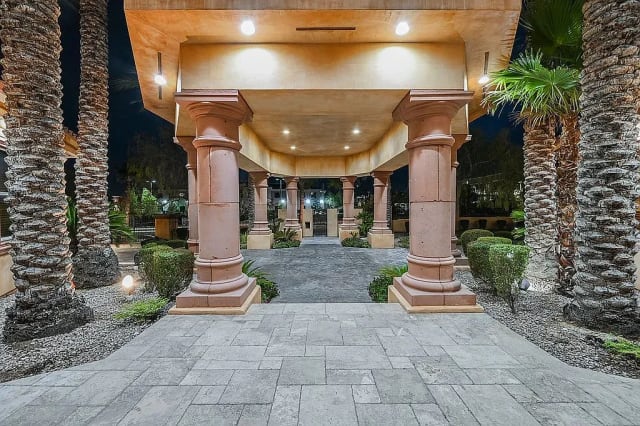 Prosperity Palace photo 2