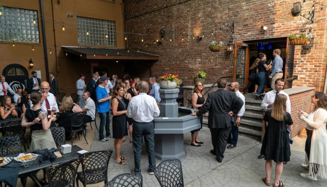 Capital Ale House: Downtown Richmond and Music Hall photo 2