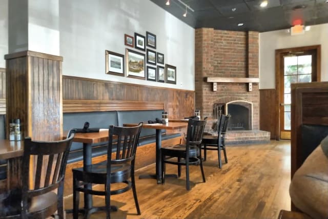 Capital Ale House: Midlothian photo 2