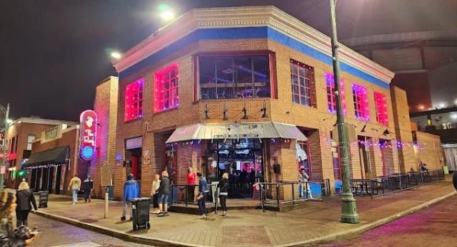 Tin Roof: Memphis photo 2