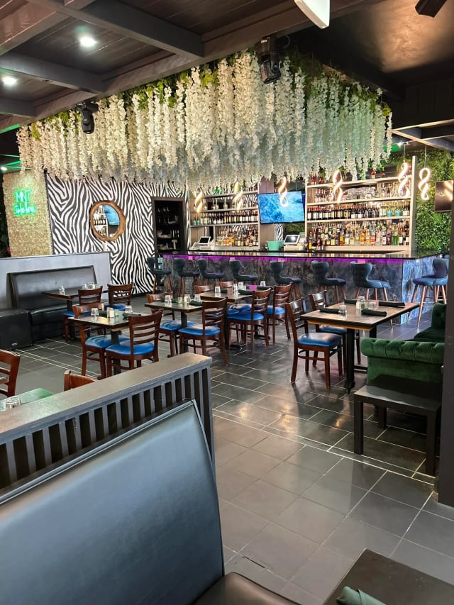 Mint Kitchen and Cocktails photo 2