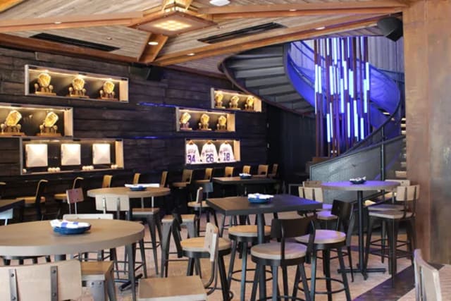 Budweiser Brickhouse Tavern photo 1