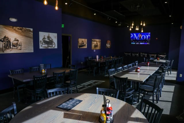 Sidecar Slider Bar - Lansing photo 2