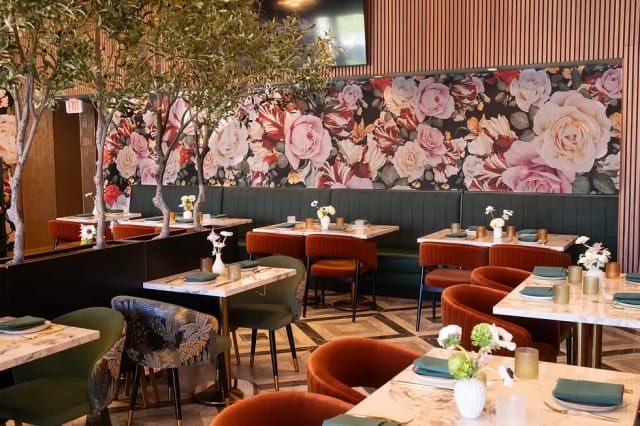 La Rosa Gastrobar photo 1