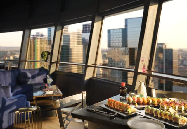 Skye Lounge photo 2