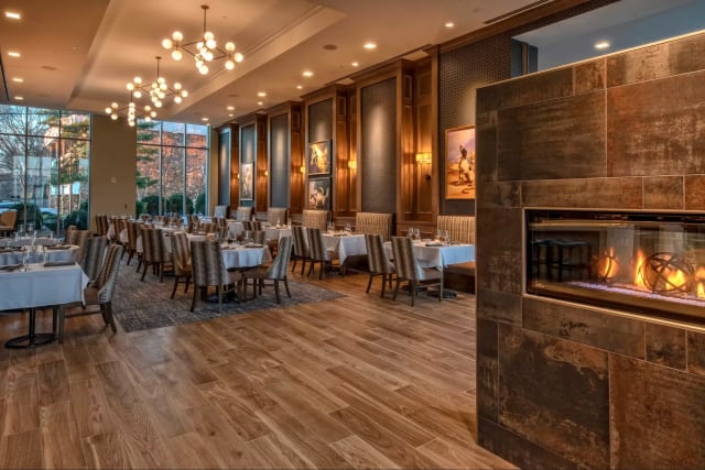 Hilton Nashville Green Hills: Härth Restaurant and Skybar photo 1