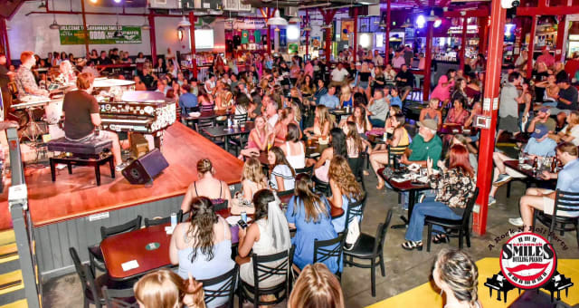 Savannah Smiles Dueling Pianos photo 2