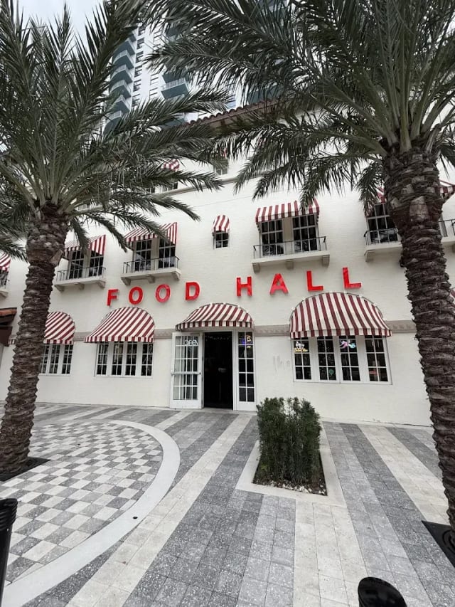 Block 40 Food Hall photo 1