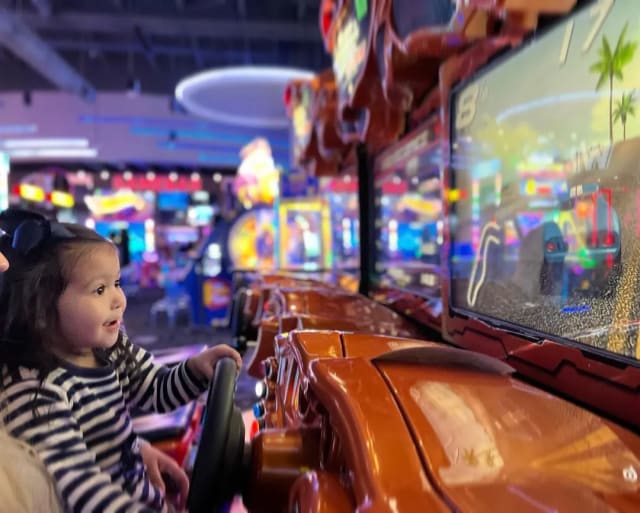 Dave & Buster's - Philadelphia, PA photo 3