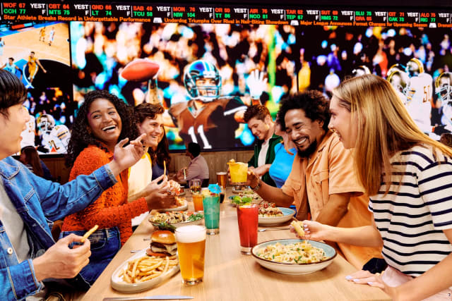 Dave & Buster's - Philadelphia, PA photo 5