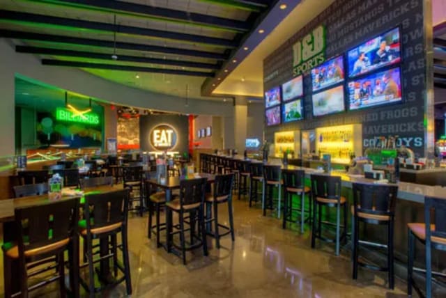 Dave & Buster's - Vernon Hills, IL photo 2