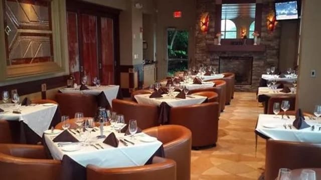 Eddie Merlot's - Burr Ridge, IL photo 2