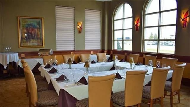 Eddie Merlot's - Columbus, OH photo 2