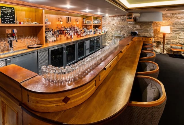 Watershed Bar photo 2