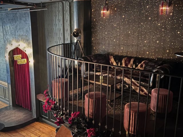 Baby Grand LES photo 1
