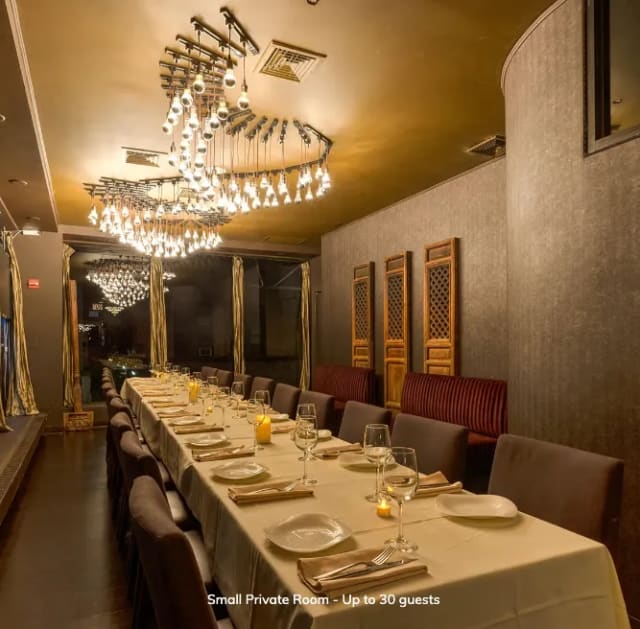 Utsav Indian Bar and Grill photo 1