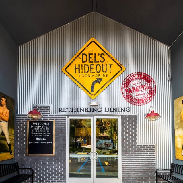 Del's Hideout photo 2