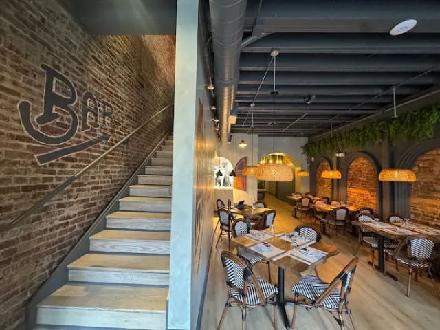 Tiffany's Bar & Bistro photo 2