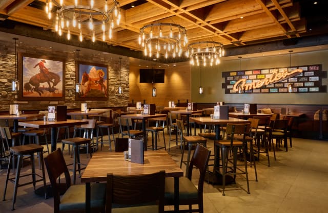 Lazy Dog Restaurant & Bar: LA Live photo 1