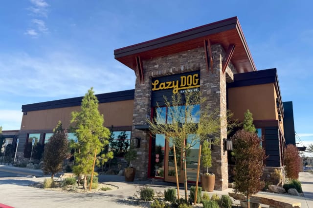 Lazy Dog Restaurant & Bar: Henderson photo 1