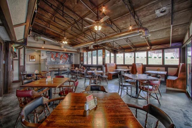 North River Tavern photo 1