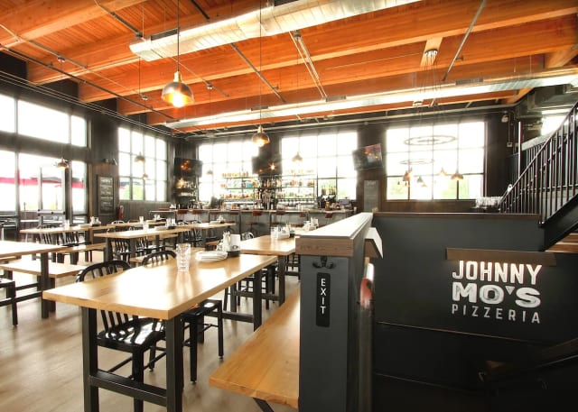 Johnny Mo's Pizzeria - Eastlake photo 2