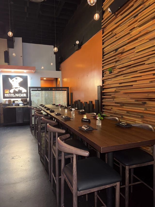 NOIR Sushi and Sake Fusion Lounge photo 2