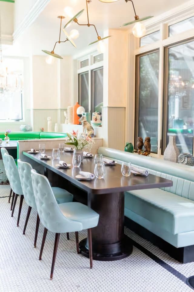 Liberty Kitchen & Oysterette - River Oaks photo 2